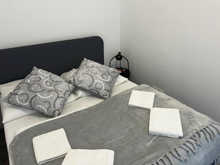 City Apartment On The Rhine, Cologne Extérieur photo